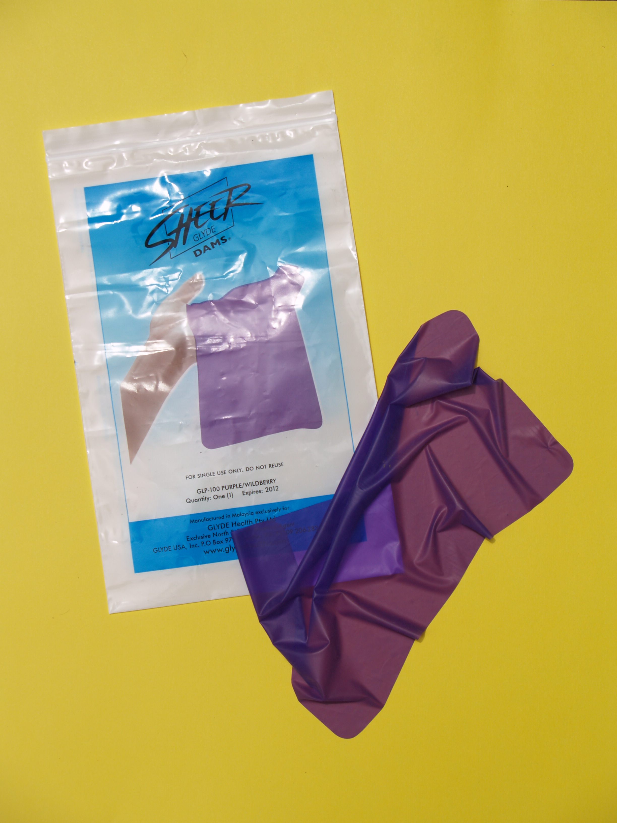 dental dam contraceptive in use